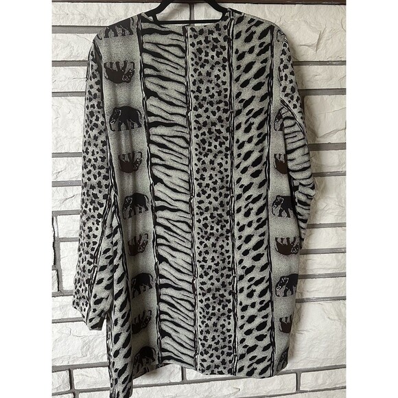 Women's Black and Gray Patterned Blazer - Picture 9 of 10